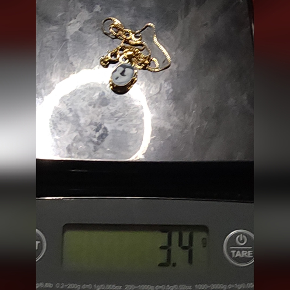 Vintage 18k Blue Agate Mother & Child Cameo Necklace - Picture 9 of 10